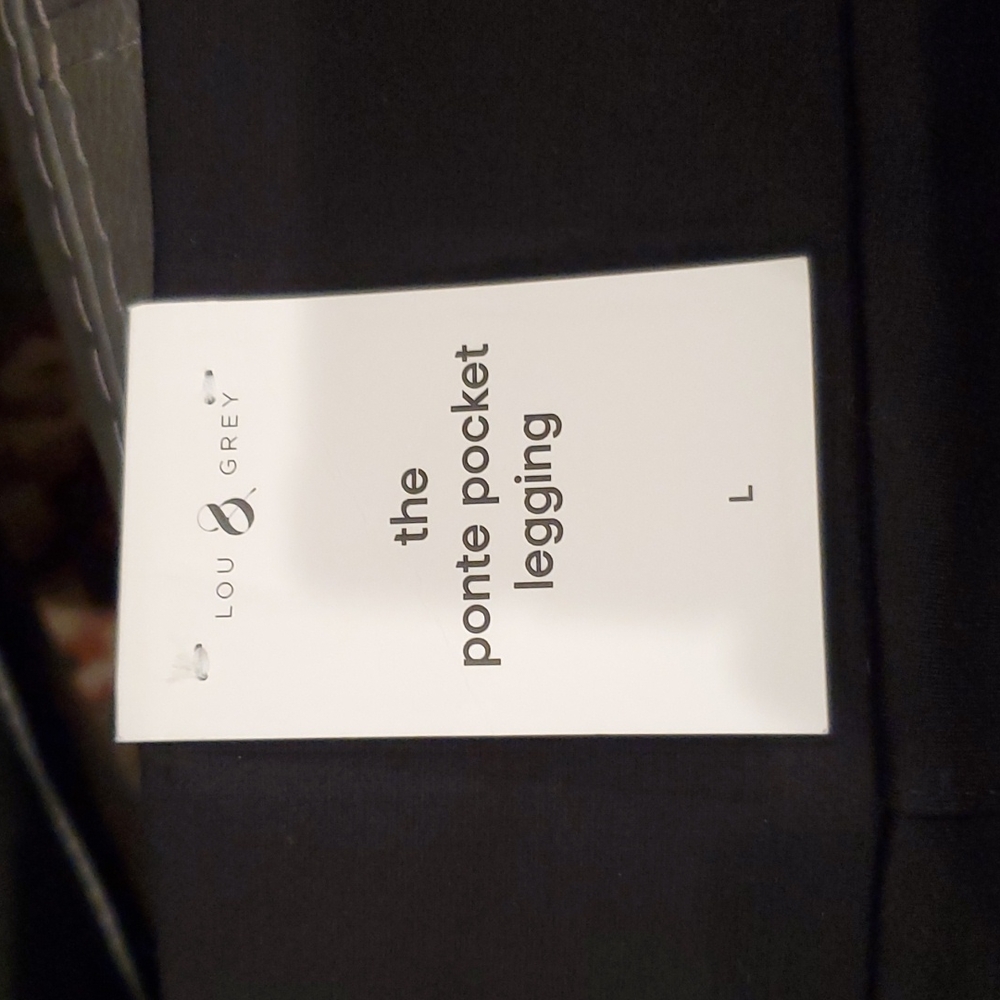 Nwt ponte pocket legging lou & grey the loft